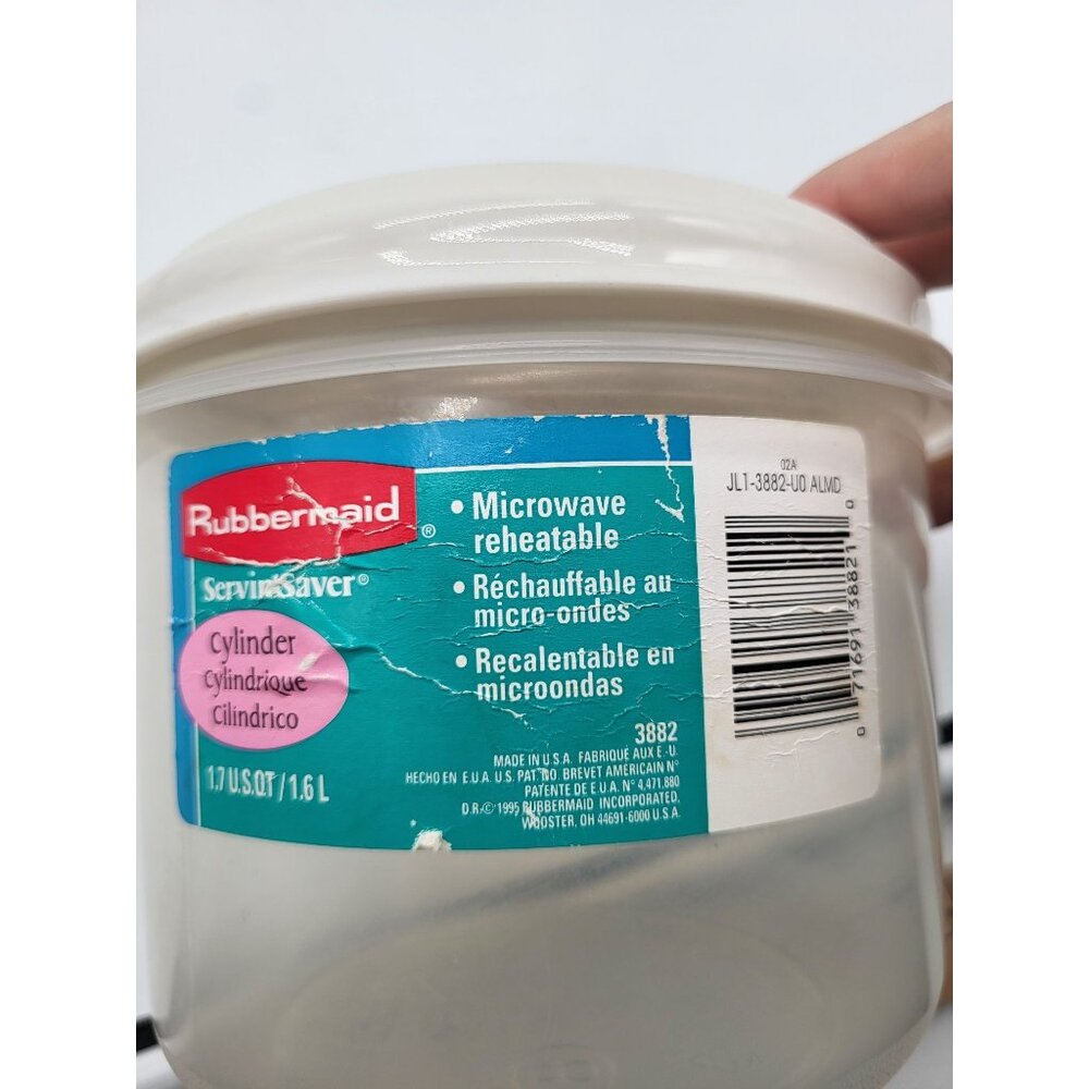 VTG 90s Rubbermaid Servin Saver Almond 3882 Food Storage Container 6 cups 1.7QT - Picture 4 of 8